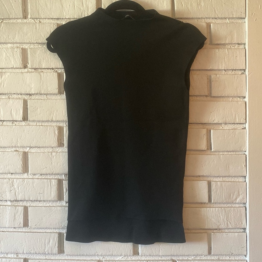 Zara black knit sleeveless top